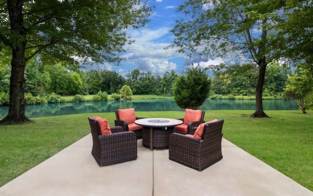 Sonesta Simply Suites Hampton