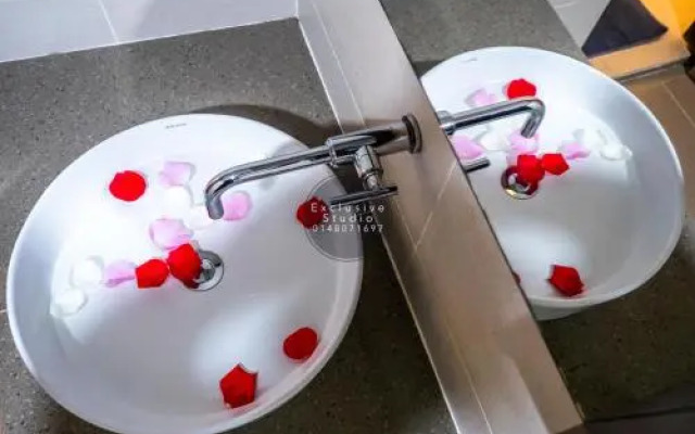 Studio Exclusive (Kota Bharu City Point)