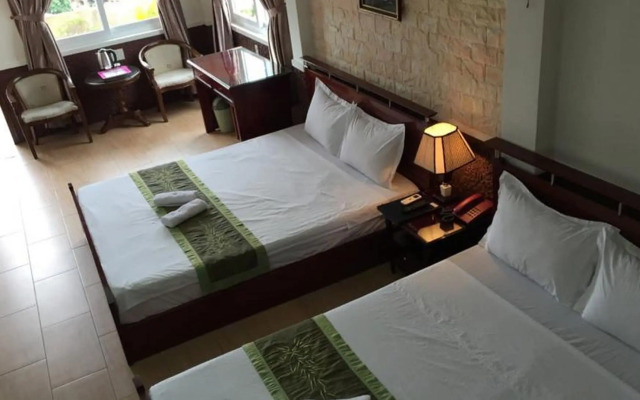 Sunny B Hotel