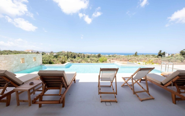 Star Luxury Villa I Gym and Playground