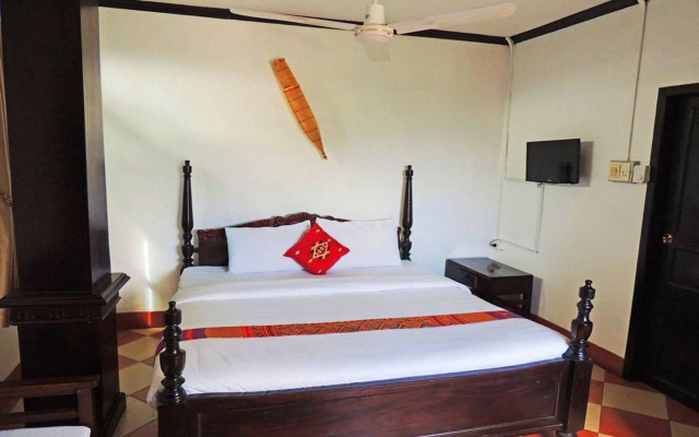 Mad Monkey Luang Prabang