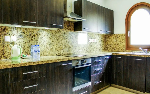 Coastal Living With Marina Views