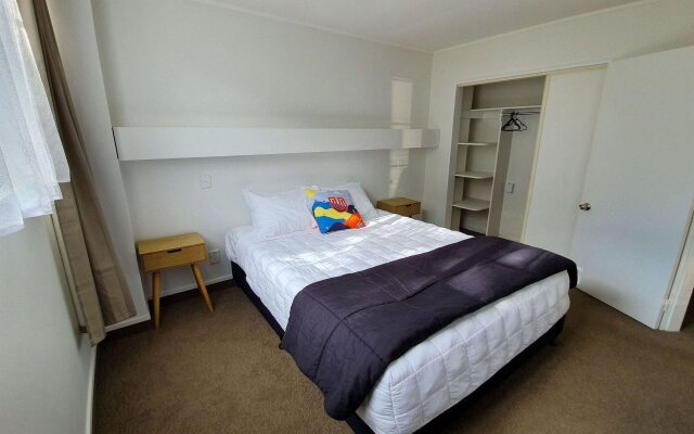 U Studios Paraparaumu