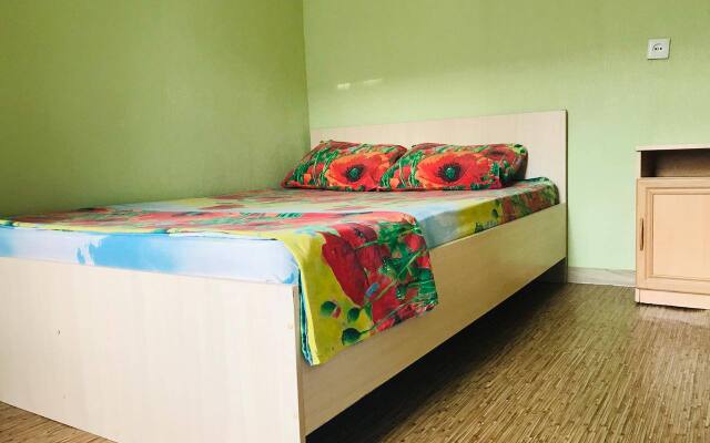 Rukavishnikova 9 Dvuhkomnatnye apartamenty v tsentre