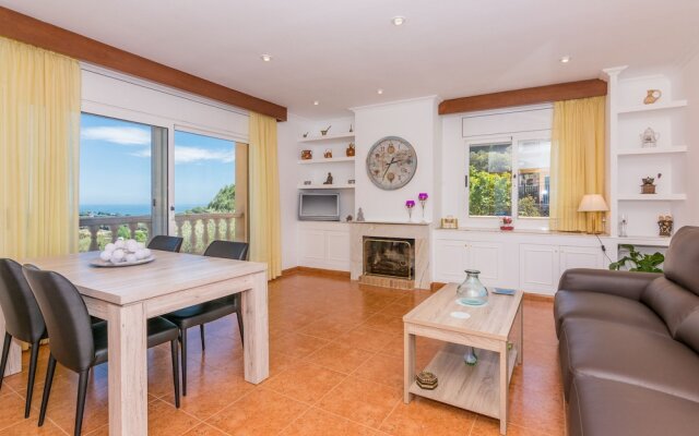 HomeHolidaysRentals Aube - Costa Barcelona