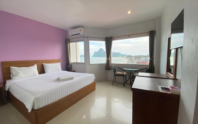 Prachuap Beach Hotel