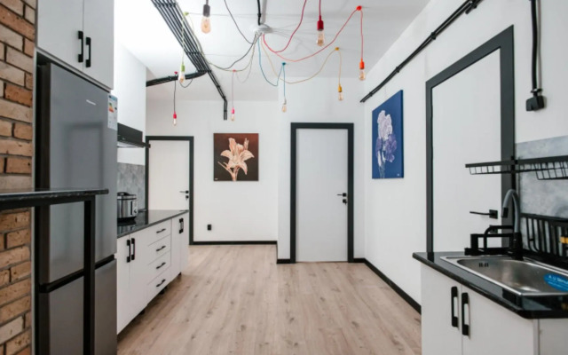Hostel 68