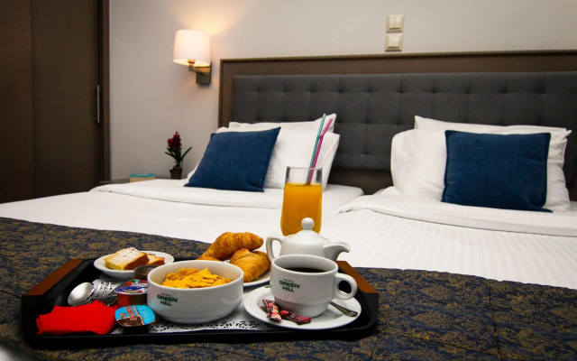 Green Hill Hotel