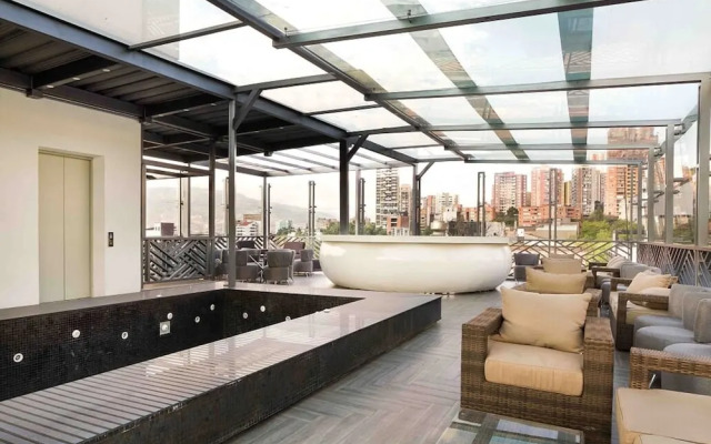 Ultra Luxury 2 Bed Loft in Lleras