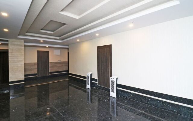 Capital O 27765 Hotel Vip Square