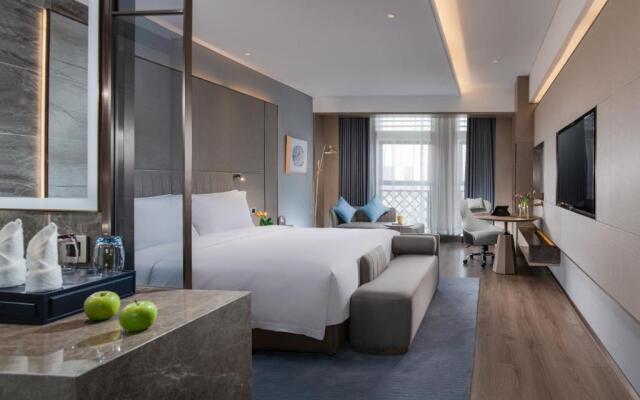 Golden Tulip Hotel