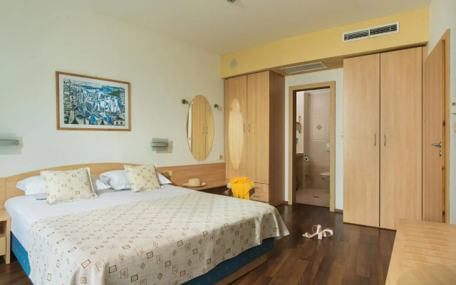 Grand Victoria Hotel