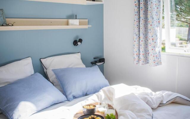 Bungalow tranquille entre océan, forêt et marais