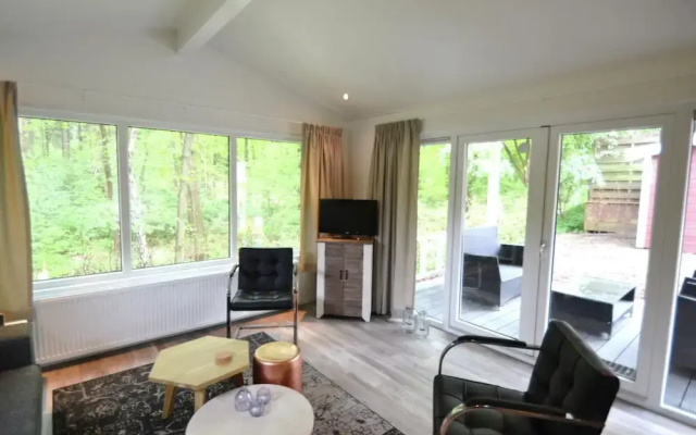 Chalet on the Edge of the Forest