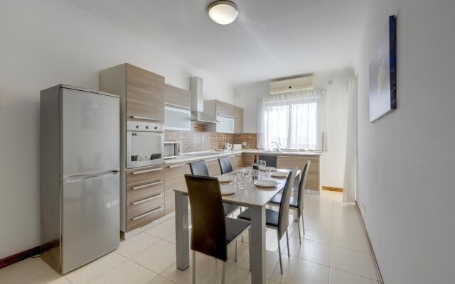 Modern 3 Bedroom Apartment in Central Sliema