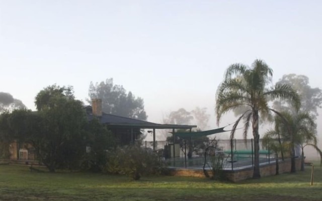 Talga Vines Vineyard Escape
