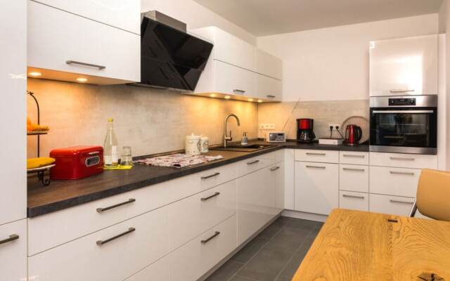 Dreamtime Modern Retreat