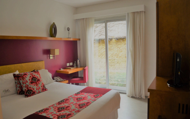 Mine Hotel Boutique