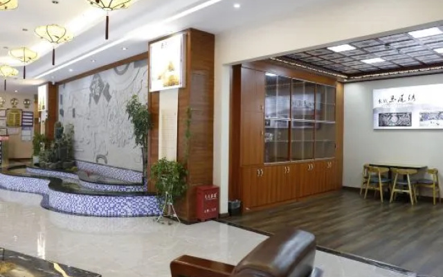 Doli Hotel (Sandu Shuizu Bus Station) – Lobby – Qiannan