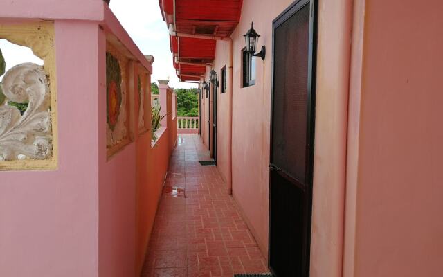 Beachview Pink Lodge