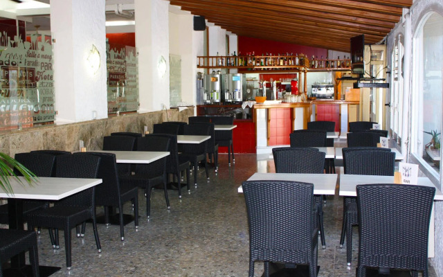Htop Paradis Park Suites