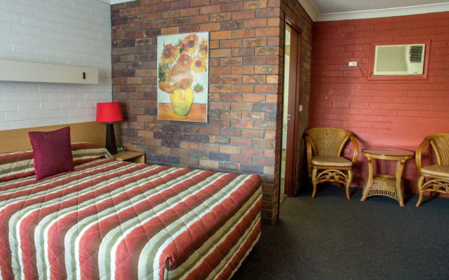 Arabella Motor Inn (formerly South Tweed Motor Inn)