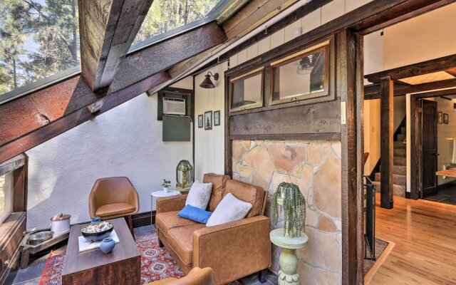 Woodsy Flagstaff Hideaway w/ Deck + Sunroom!