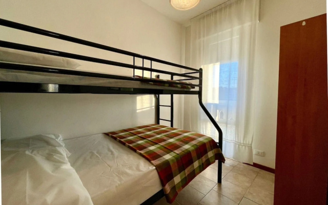 Flat With Beautiful Terrace Close to the sea