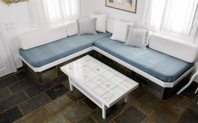 Paros 3 bedrooms Messonette for 6 persons by MPS