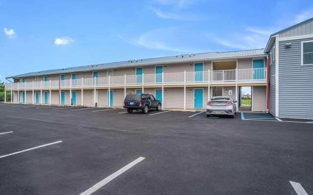 Rodeway Inn at Somers Cove Marina