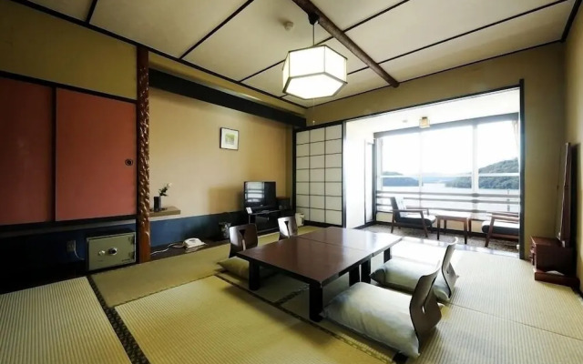 Hamanako Kanzanjionsen Hotel Kikusuitei