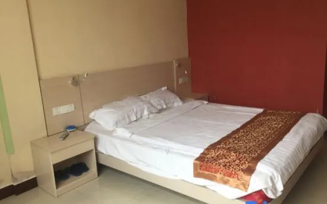 Mengyin Longsheng Express Hotel