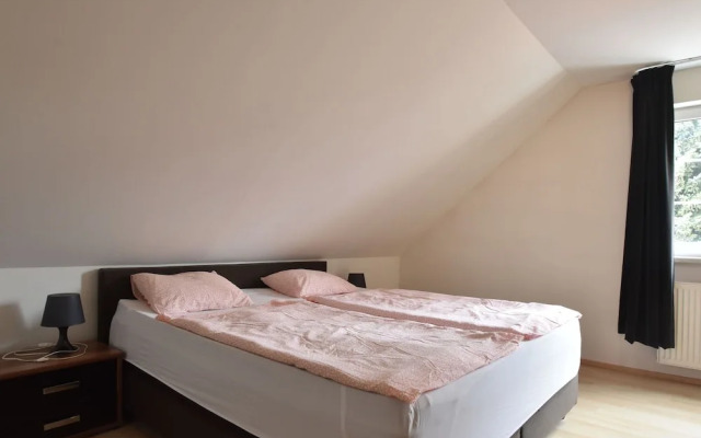 Spacious Holiday Home in Arnultovice With Swimming Pool