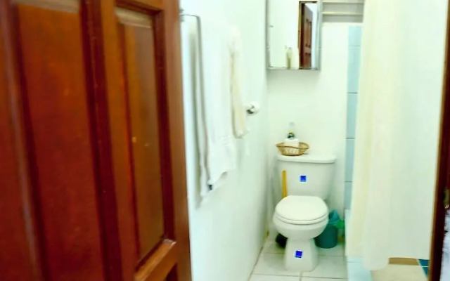 See Belize Sunrise Sea & Garden View 2-bed Studio w Pool & Overwater Deck, 1stfl