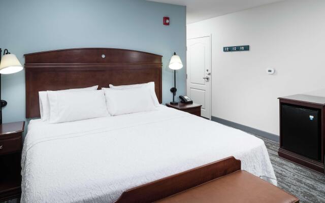 Hampton Inn & Suites Rochester-North