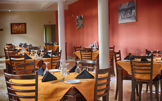 Melheim Kandy Villas Hotel