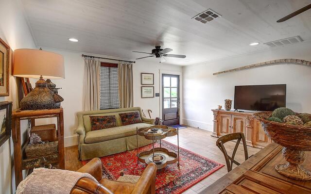 The Gulf House Gs512 Home