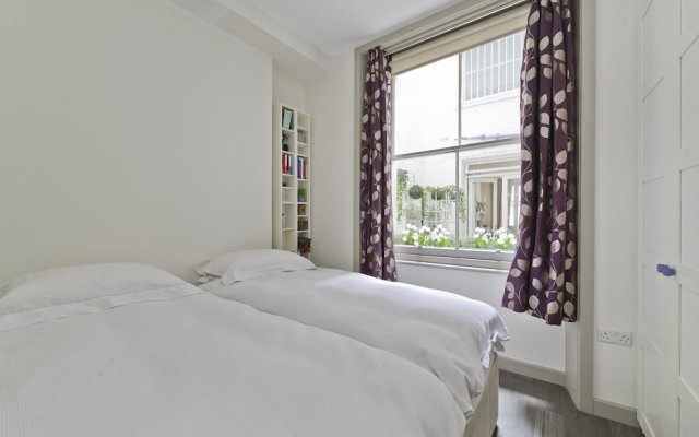 Elegant Stylish 2 Bedroom Basement Flat Notting Hill