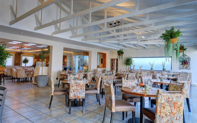 Protea Hotel by Marriott Mossel Bay
