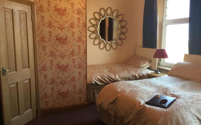 Lakeview Guest House