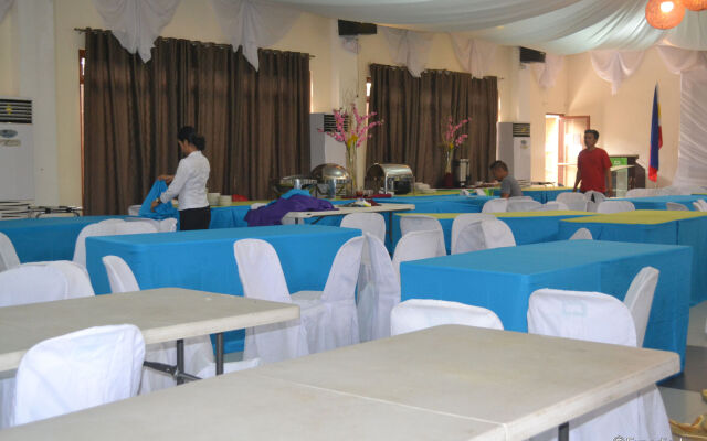 London Beach Resort and Hotel