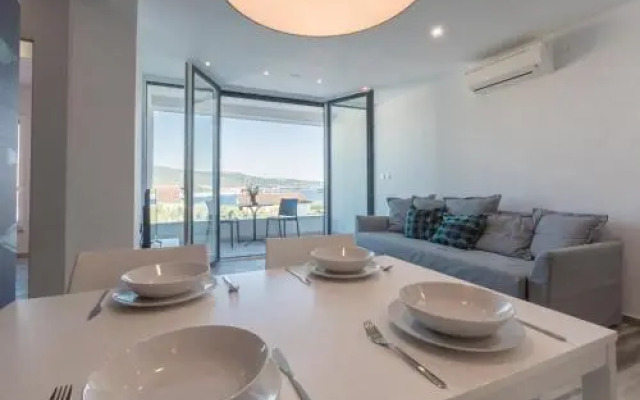 Five Bedroom Holiday Home In Kornic