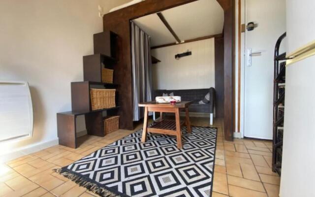 Studio At 2 Steps From The Port Of Caen!