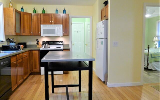 300 Gross Hill - 3 Bedroom House