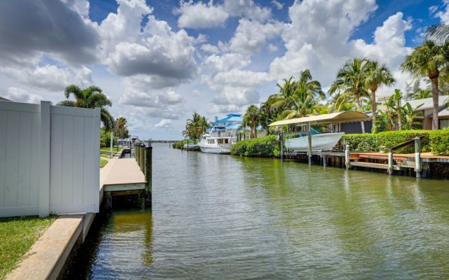 Palmetto Waterfront Vacation Rental w/ Boat Dock!