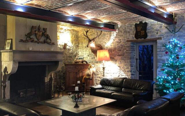 Les Confidences de Messire Sanglier, stylished guesthouse