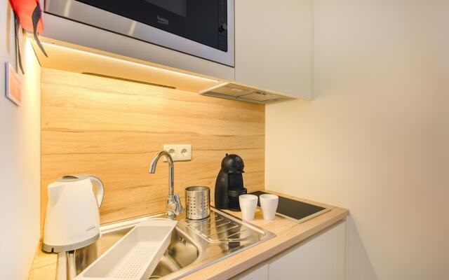 Charming Flat @ Trindade II