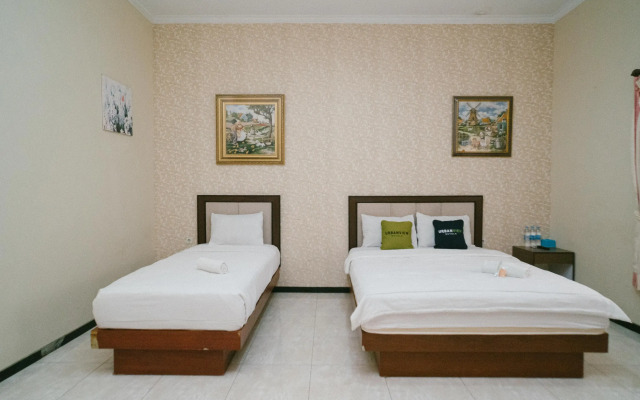Urbanview Hotel Griya Surya Malang by RedDoorz
