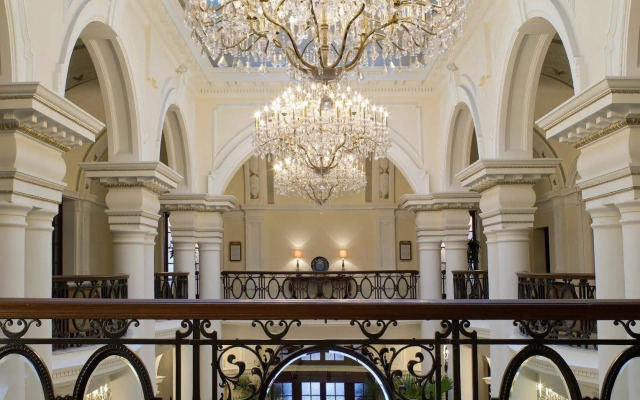 Waldorf Astoria Shanghai on the Bund