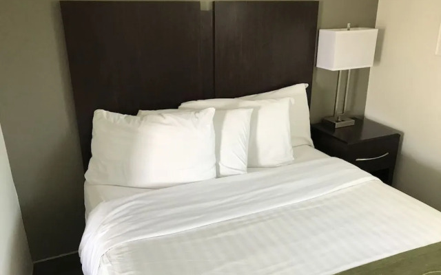Hi View Inn & Suites